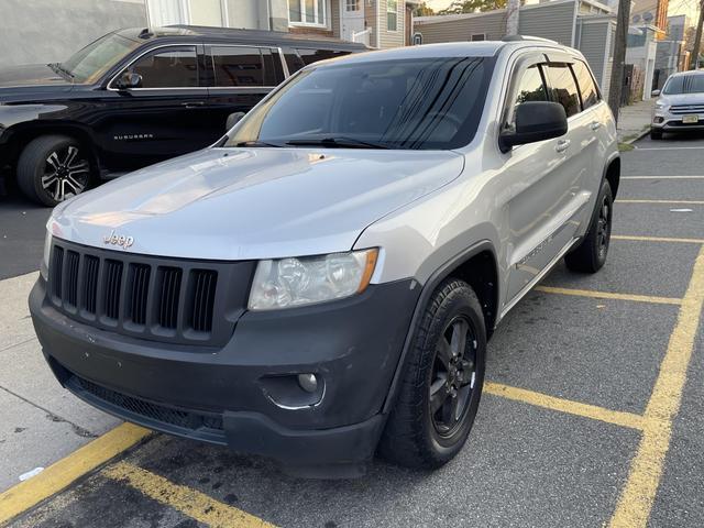 used 2011 Jeep Grand Cherokee car, priced at $4,995