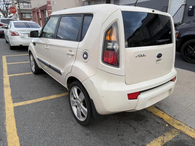 used 2011 Kia Soul car, priced at $2,750