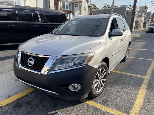 used 2016 Nissan Pathfinder car, priced at $5,995