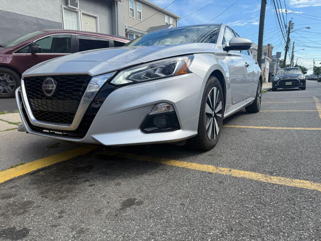 used 2019 Nissan Altima car, priced at $5,995