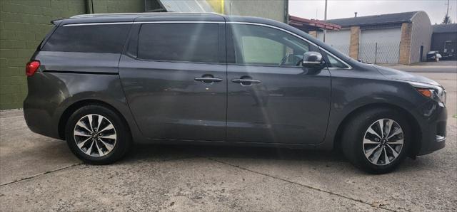 used 2015 Kia Sedona car, priced at $11,491