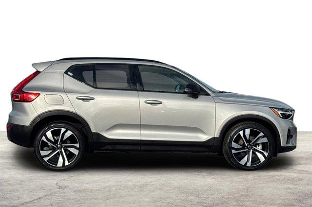used 2025 Volvo XC40 car, priced at $35,700