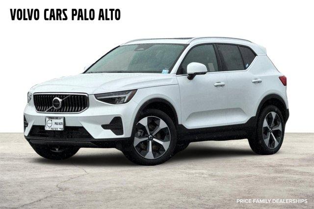 new 2025 Volvo XC40 car, priced at $43,924