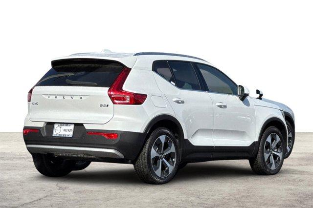 new 2025 Volvo XC40 car, priced at $41,795