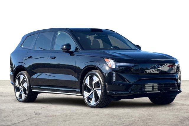 new 2025 Volvo EX90 car, priced at $90,945