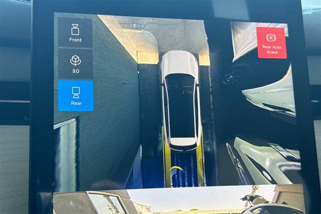 new 2025 Volvo EX90 car, priced at $80,790