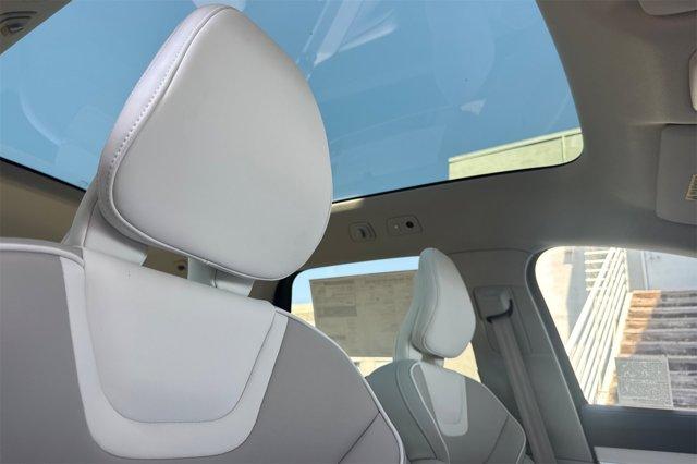 new 2025 Volvo EX90 car, priced at $80,790