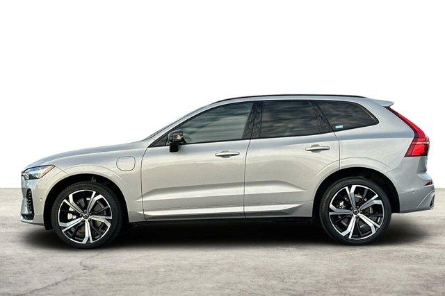 used 2022 Volvo XC60 Recharge Plug-In Hybrid car, priced at $46,495