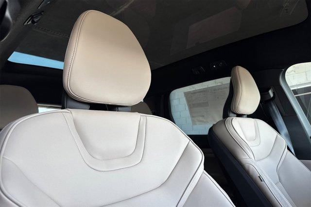 new 2025 Volvo EX90 car, priced at $82,640