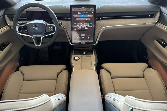 new 2025 Volvo EX90 car, priced at $82,640