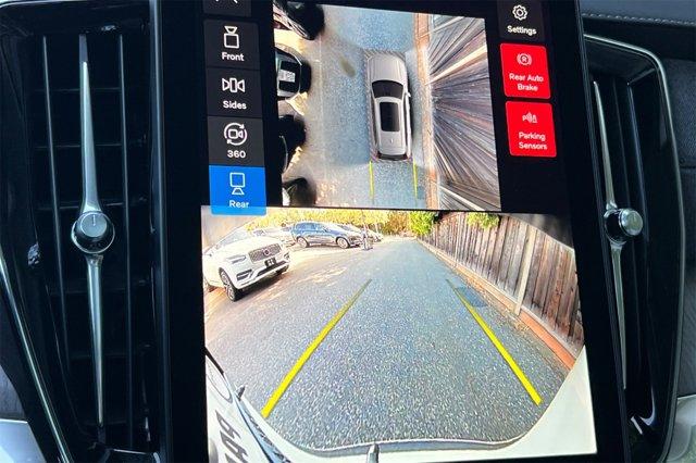 new 2025 Volvo XC90 Plug-In Hybrid car, priced at $81,405