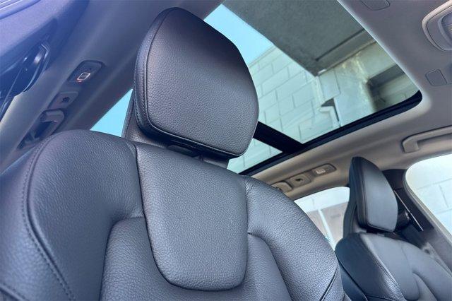 used 2023 Volvo XC60 Recharge Plug-In Hybrid car, priced at $42,000