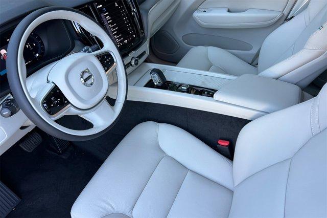new 2025 Volvo XC60 car, priced at $49,751