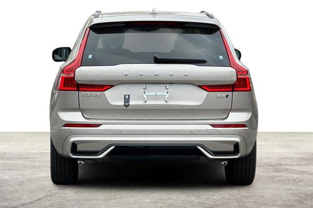 new 2025 Volvo XC60 car, priced at $48,106