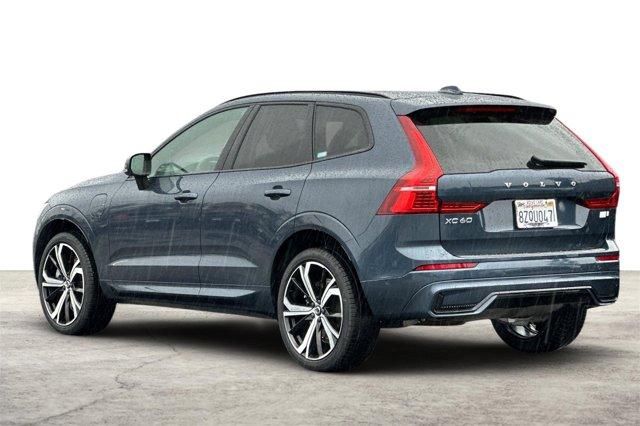 used 2022 Volvo XC60 Recharge Plug-In Hybrid car, priced at $44,995