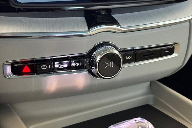 new 2026 Volvo XC60 car, priced at $61,611