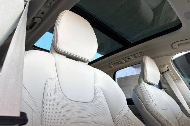 new 2026 Volvo XC60 car, priced at $61,611