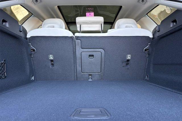 new 2026 Volvo XC60 car, priced at $61,611