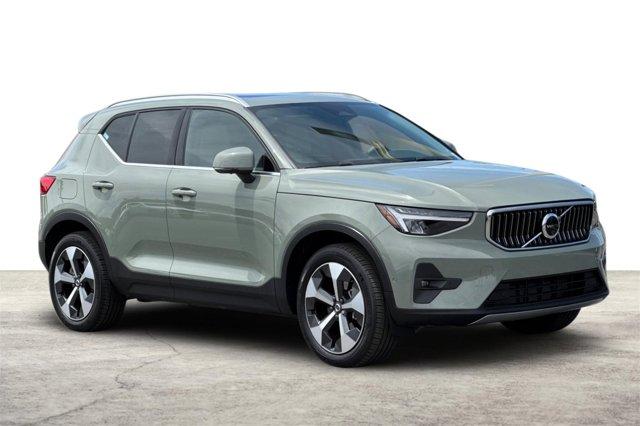 used 2024 Volvo XC40 car, priced at $41,992