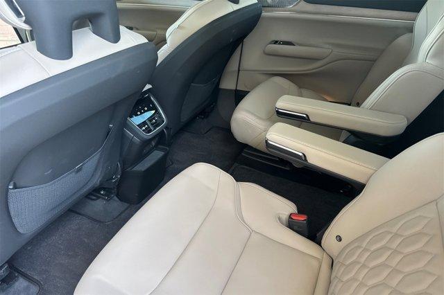 new 2025 Volvo EX90 car, priced at $92,620
