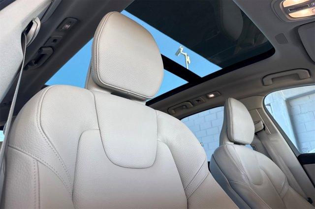 used 2023 Volvo XC60 car, priced at $32,659