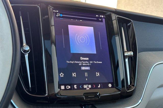 used 2023 Volvo XC60 car, priced at $32,659