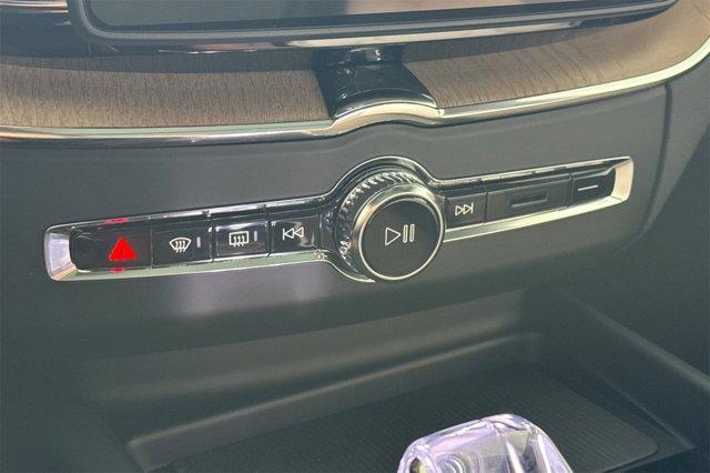 new 2026 Volvo XC60 car, priced at $57,485