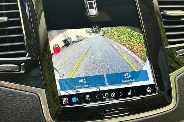 new 2025 Volvo XC90 car, priced at $64,301