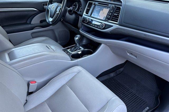 used 2017 Toyota Highlander car, priced at $29,000