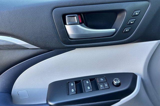 used 2017 Toyota Highlander car, priced at $29,000