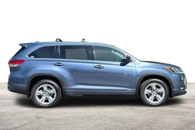 used 2017 Toyota Highlander car, priced at $29,000