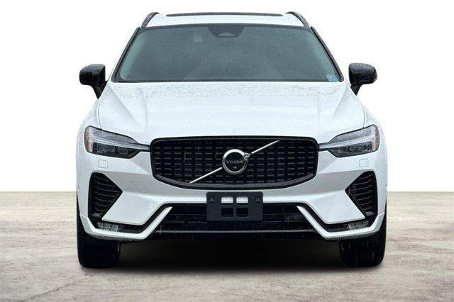 new 2025 Volvo XC60 car, priced at $53,846