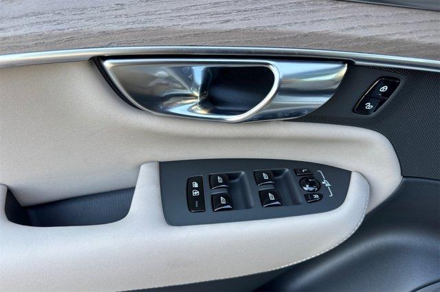 new 2026 Volvo XC90 Plug-In Hybrid car, priced at $81,405