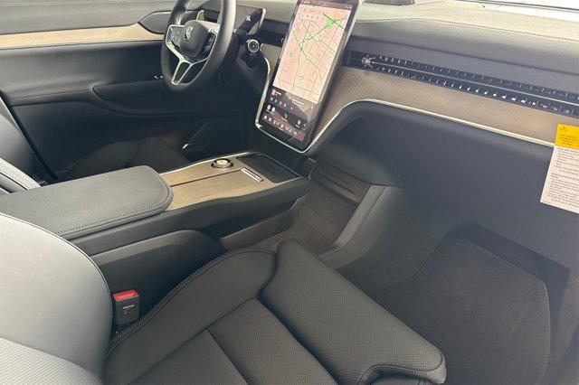 new 2025 Volvo EX90 car, priced at $88,045