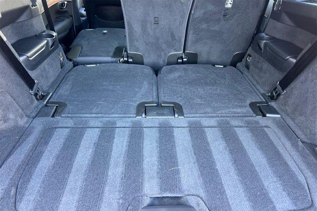 used 2022 Volvo XC90 Recharge Plug-In Hybrid car, priced at $57,000