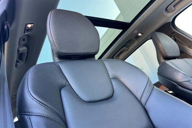 used 2022 Volvo XC90 Recharge Plug-In Hybrid car, priced at $57,000