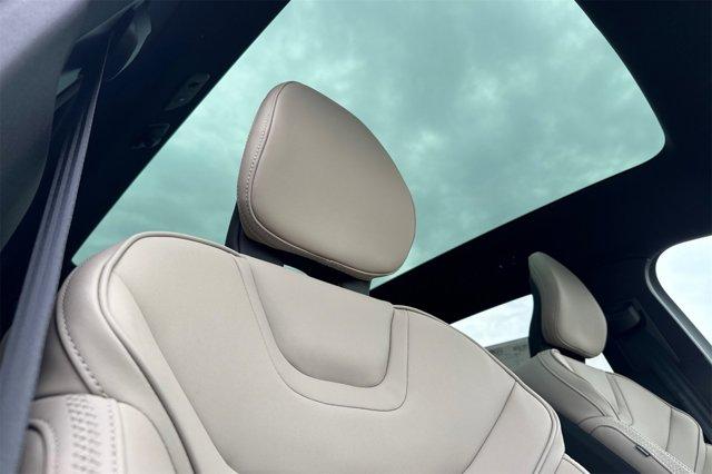 new 2025 Volvo EX90 car, priced at $82,355