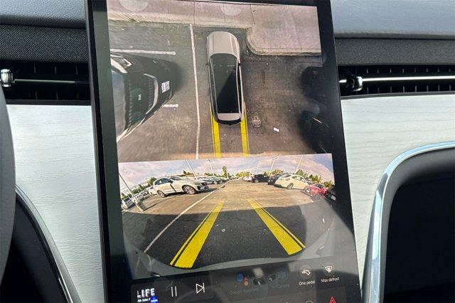 new 2025 Volvo EX90 car, priced at $83,585