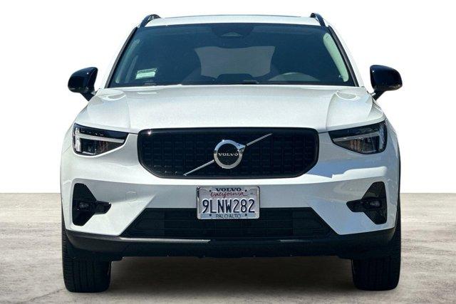 new 2024 Volvo XC40 car, priced at $42,000