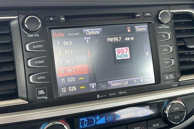 used 2019 Toyota Highlander car, priced at $31,000