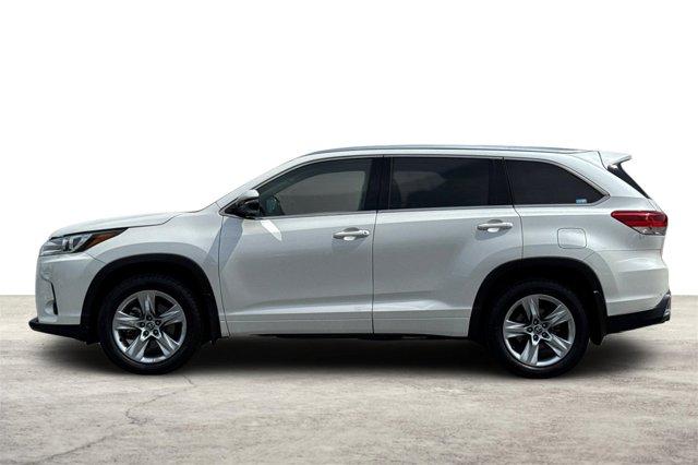 used 2019 Toyota Highlander car, priced at $31,000