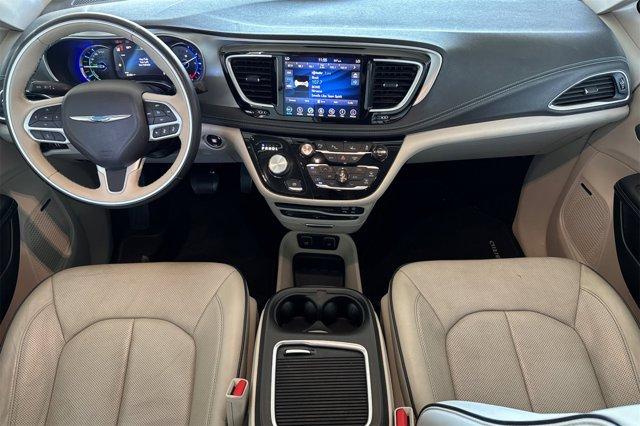 used 2018 Chrysler Pacifica Hybrid car, priced at $19,543