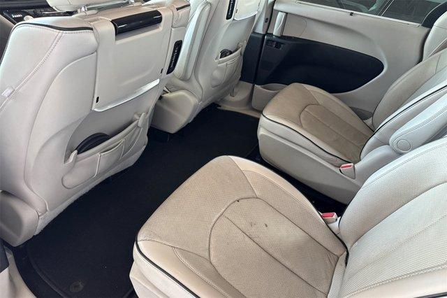 used 2018 Chrysler Pacifica Hybrid car, priced at $19,543