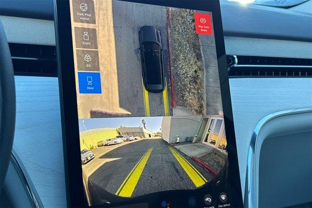 new 2025 Volvo EX90 car, priced at $82,110