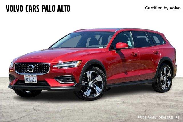 used 2022 Volvo V60 Cross Country car, priced at $44,495