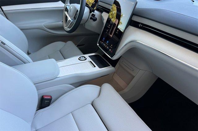 new 2025 Volvo EX90 car, priced at $83,169