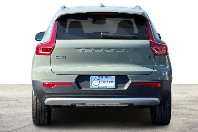 new 2025 Volvo XC40 car, priced at $42,765