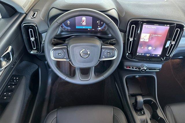 new 2025 Volvo XC40 car, priced at $42,765