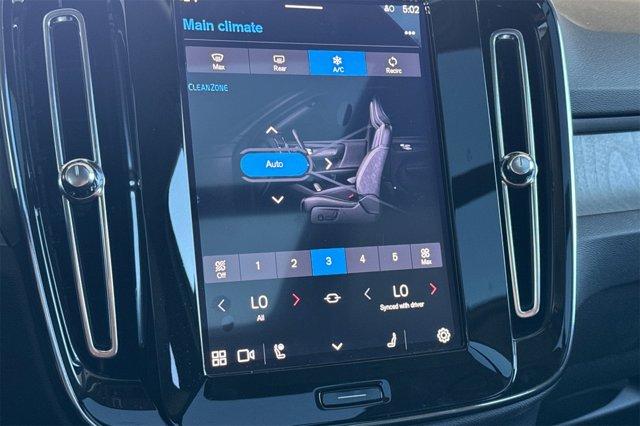 new 2025 Volvo XC40 car, priced at $42,765