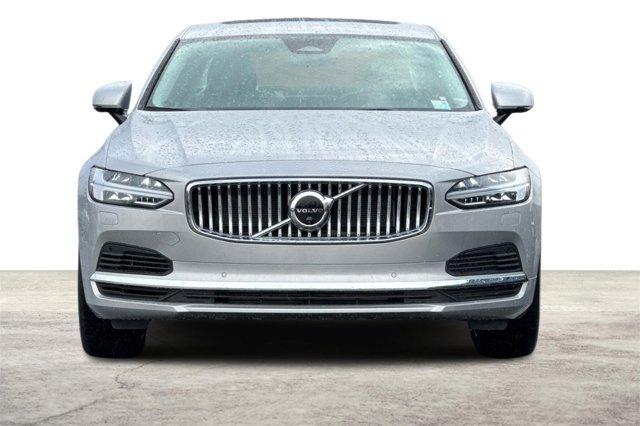 new 2025 Volvo S90 Plug-In Hybrid car, priced at $69,307